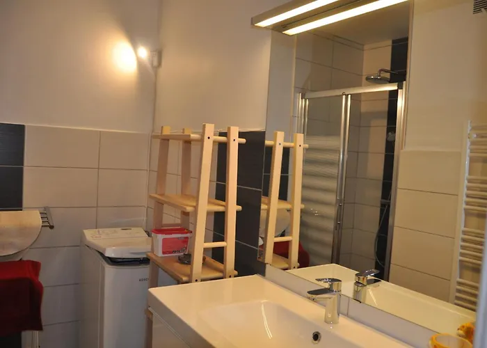 Апартаменты Ecureuils - B18 - Appt Vue Montagne - 6 Pers